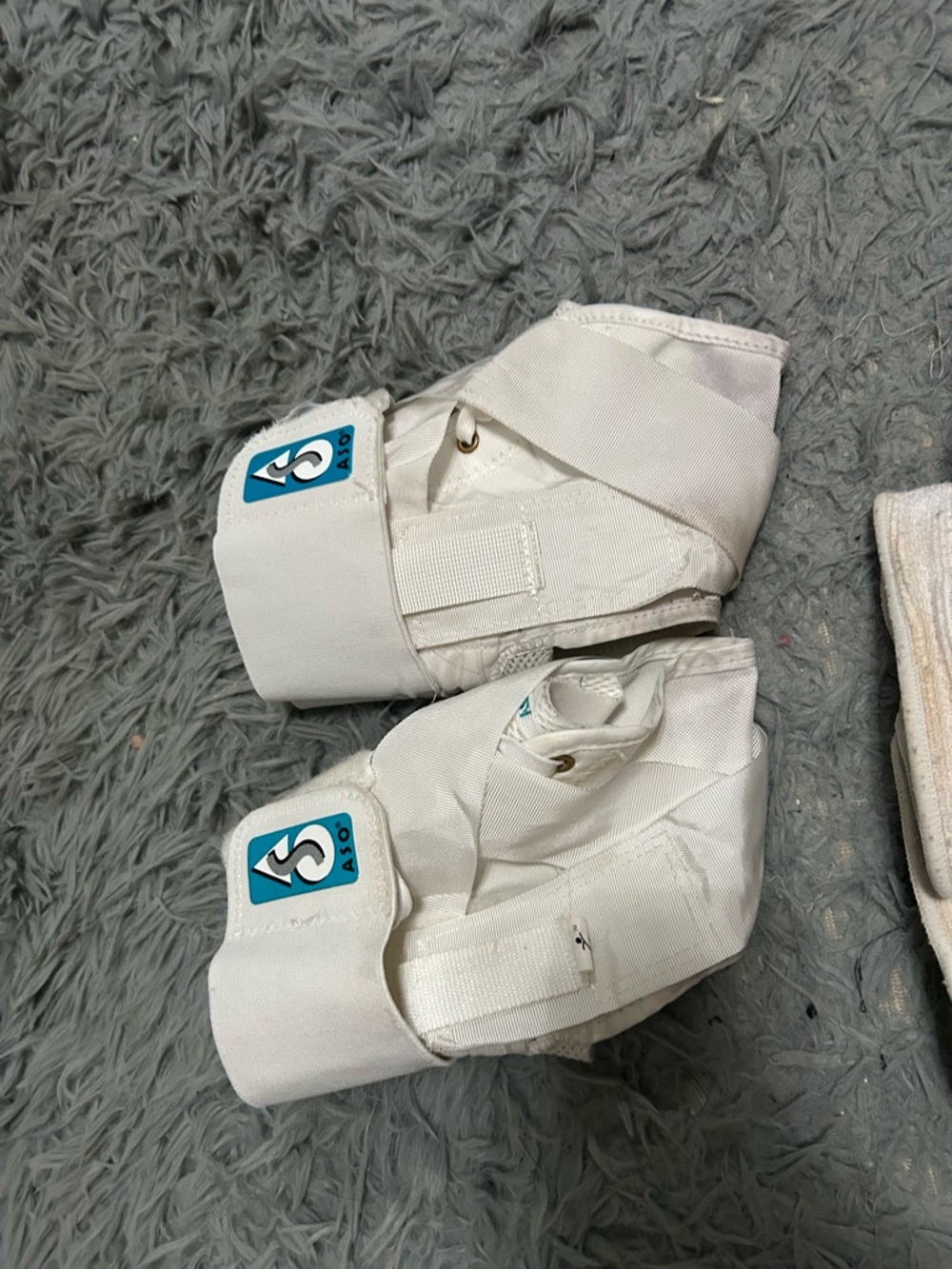 ASO White Ankle/Heel Protectors - Pair